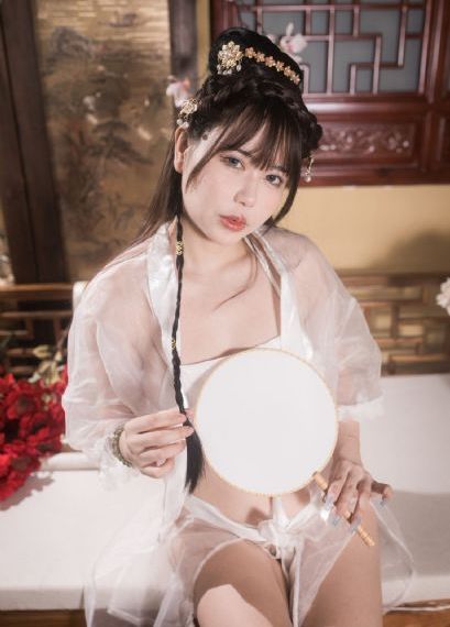 15秒脱内衣视频_高清直播在线观看