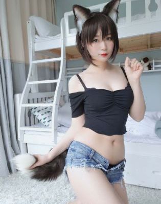 亚洲国内自拍h在线_超清超清免费观看