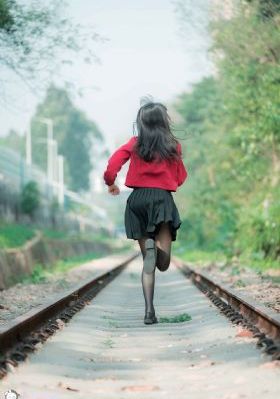 日韩美女丝袜网在线_4K高清免费观看