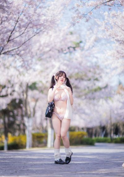 九七电影女主播在线播放_DVD高清电影在线