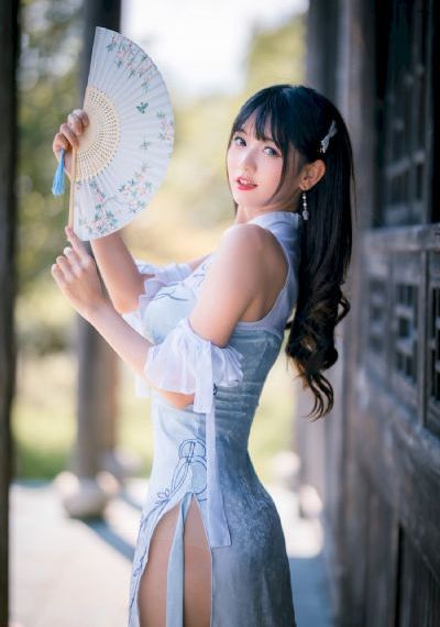 老师色诱好爽脱了衣服电影_BD英语手机在线看