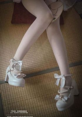 二次元美女捆绑_暖暖免费观看视频
