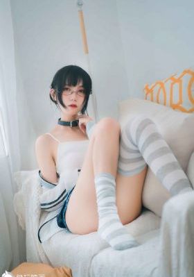 男男师生办公室PLAY肉_蓝光HD在线观看