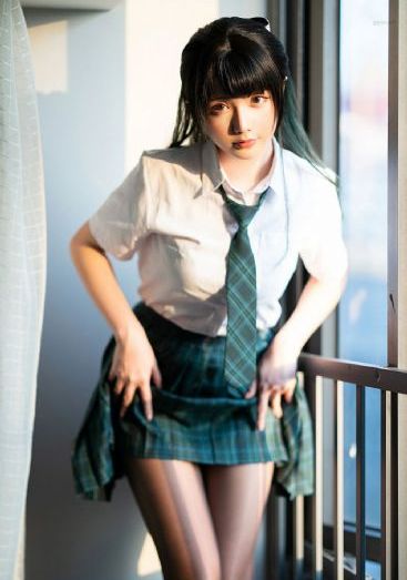 日本少妇一边吃奶一边摸下边_1080手机在线观看