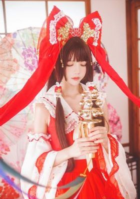 欧美人妖bdsm一区二区_高清直播在线观看