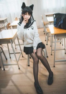 韩国美女打扑克免费观看了_国产剧视频大全